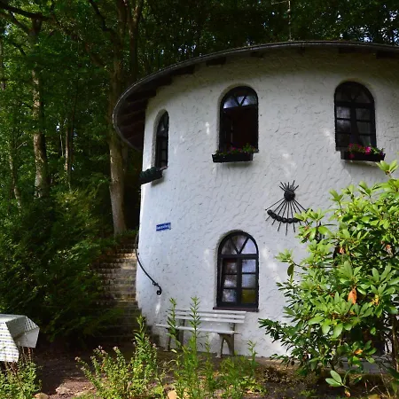 Holiday home Cosy In Strotzb Sch With Sauna