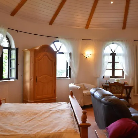 Holiday home Cosy In Strotzb Sch With Sauna *